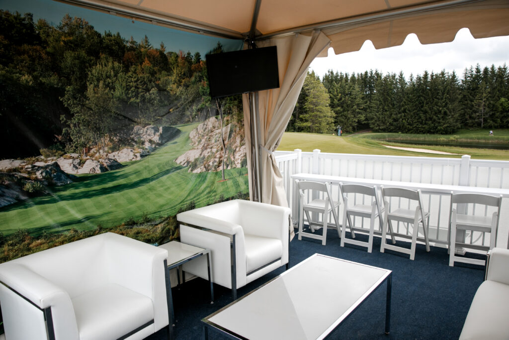 Lodges at 17